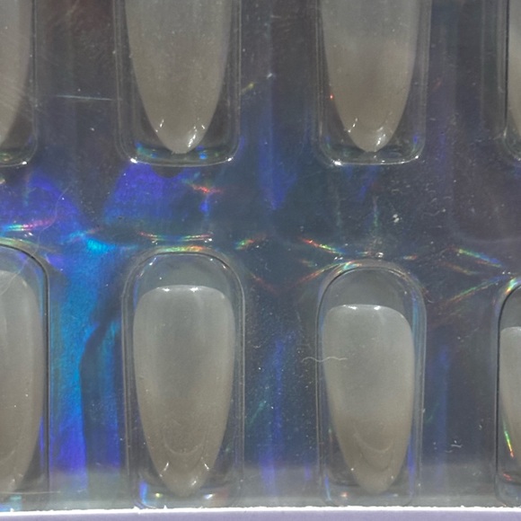 Beetles Me Press-On Nails - Elegant Gray - Picture 2 of 2